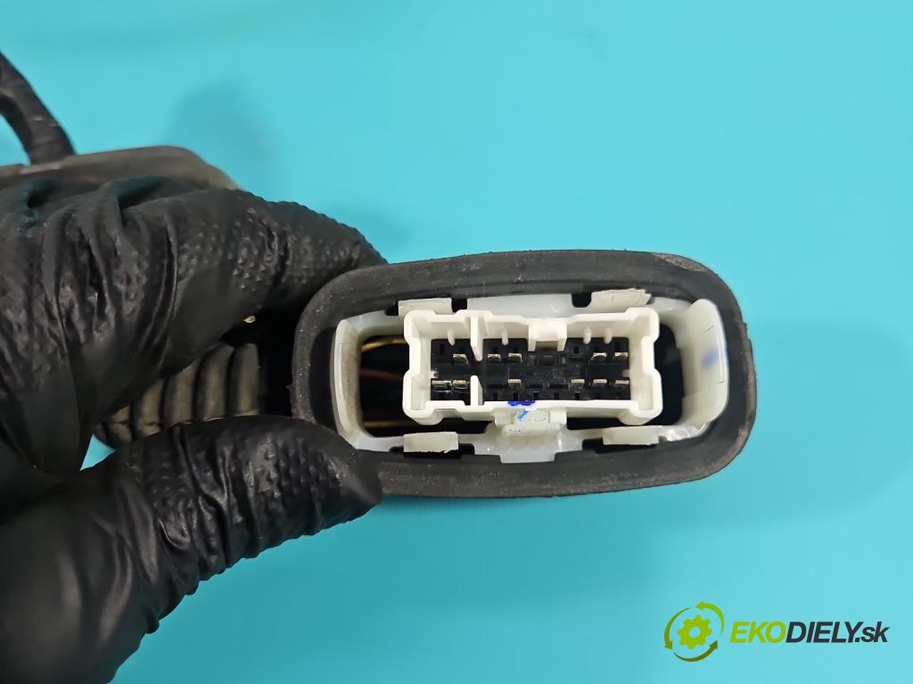 Renault Clio V 2019- 1.0 91 KM automatic 67 kW 999 cm3 5- Zväzok: dvere zadné vľavo: 241272730R