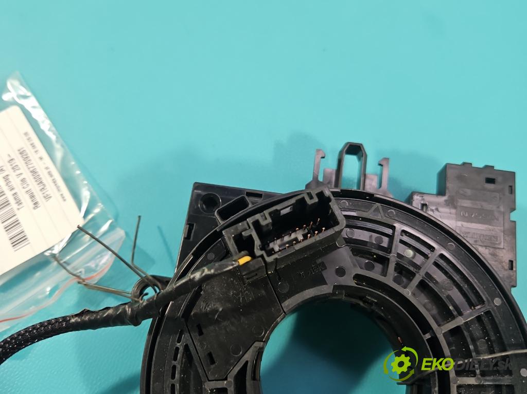 Renault Clio V 2019- 1.0 91KM automatic 67 kW 999 cm3 5- Páska: airbag 255540638R-D (Airbag)