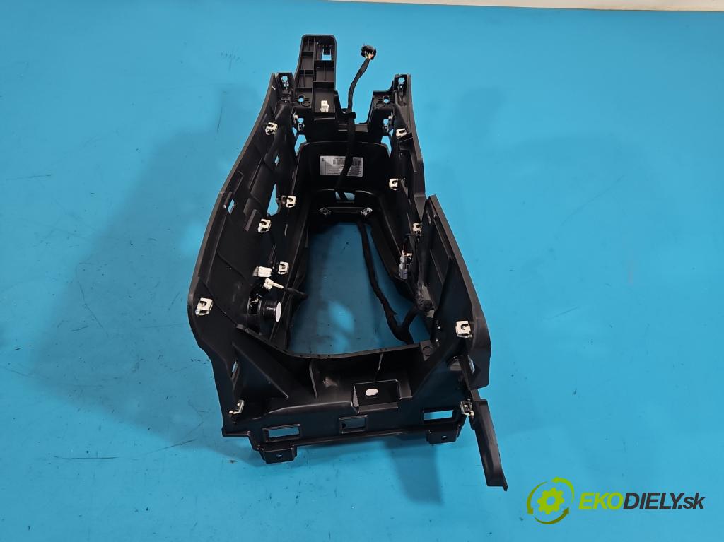 Renault Clio V 2019- 1.0 91 KM automatic 67 kW 999 cm3 5- kryt plast 969104486R