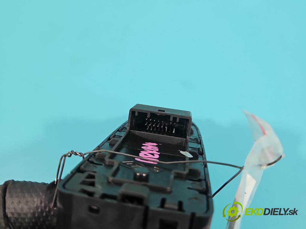 Renault Clio V 2019- 1.0 91KM automatic 67 kW 999 cm3 5- Přepínač oken zpětných zrcátek 254107001R