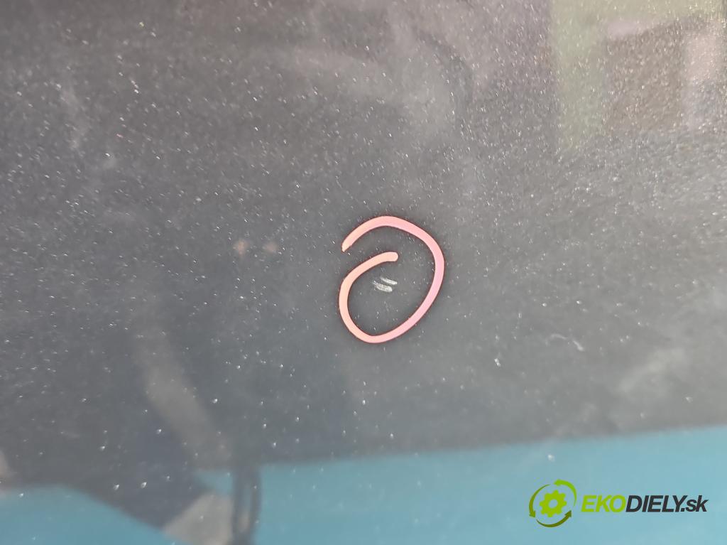 Vw Scirocco II 2008-2017 1.4 TSI 160 HP manual 118 kW 1390 cm3 3- dvere predné pravé  (Kľučka dverí ostatné)