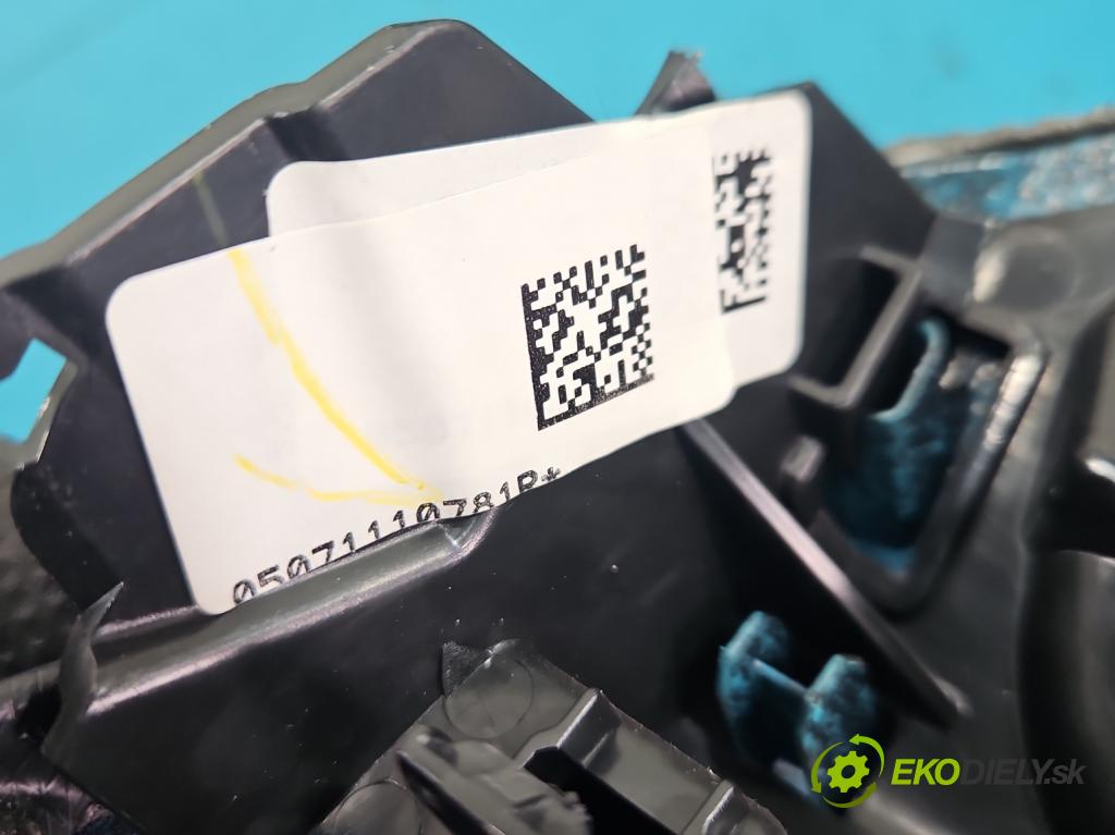 Renault Clio V 2019- 1.0 91 KM automatic 67 kW 999 cm3 5- lišta ozdobná vnitŕní: 682116955R