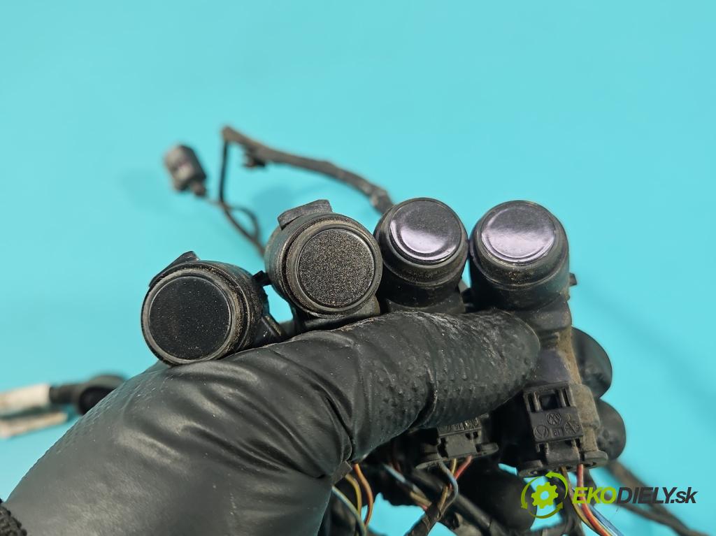 Vw Scirocco II 2008-2017 1.4 TSI 160 HP manual 118 kW 1390 cm3 3- snímač parkovaní: 0263013056