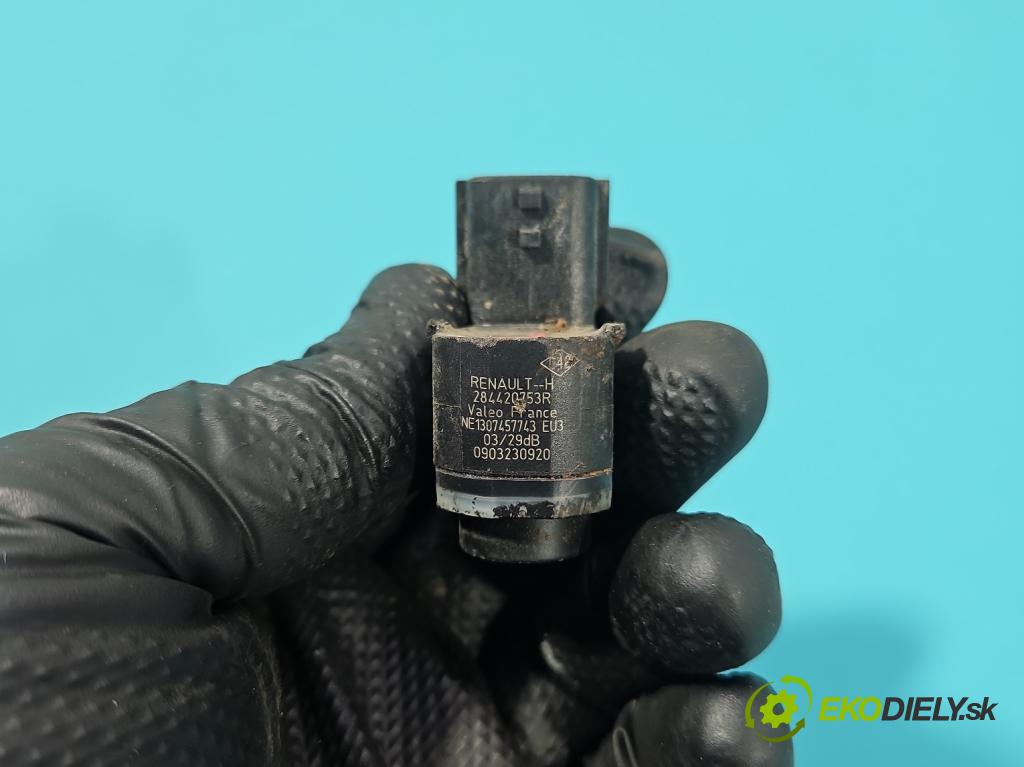 Renault Clio V 2019- 1.0 91 KM automatic 67 kW 999 cm3 5- snímač parkovaní: 284420753R