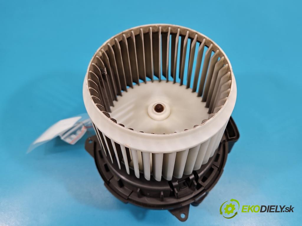 Renault Clio V 2019- 1.0 91 KM automatic 67 kW 999 cm3 5- ventilátor vzduchu DT116625-160