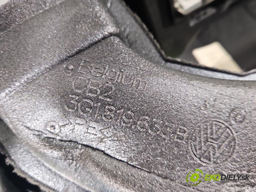 Vw Passat B8 2014 - 2.0 tdi 150 HP automatic 110 kW 1968 cm3 5- kokpit,pristrojová doska rozdeľovacia