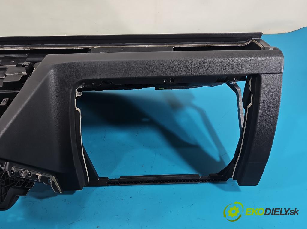 Vw Passat B8 2014 - 2.0 tdi 150 HP automatic 110 kW 1968 cm3 5- kokpit,pristrojová doska rozdeľovacia