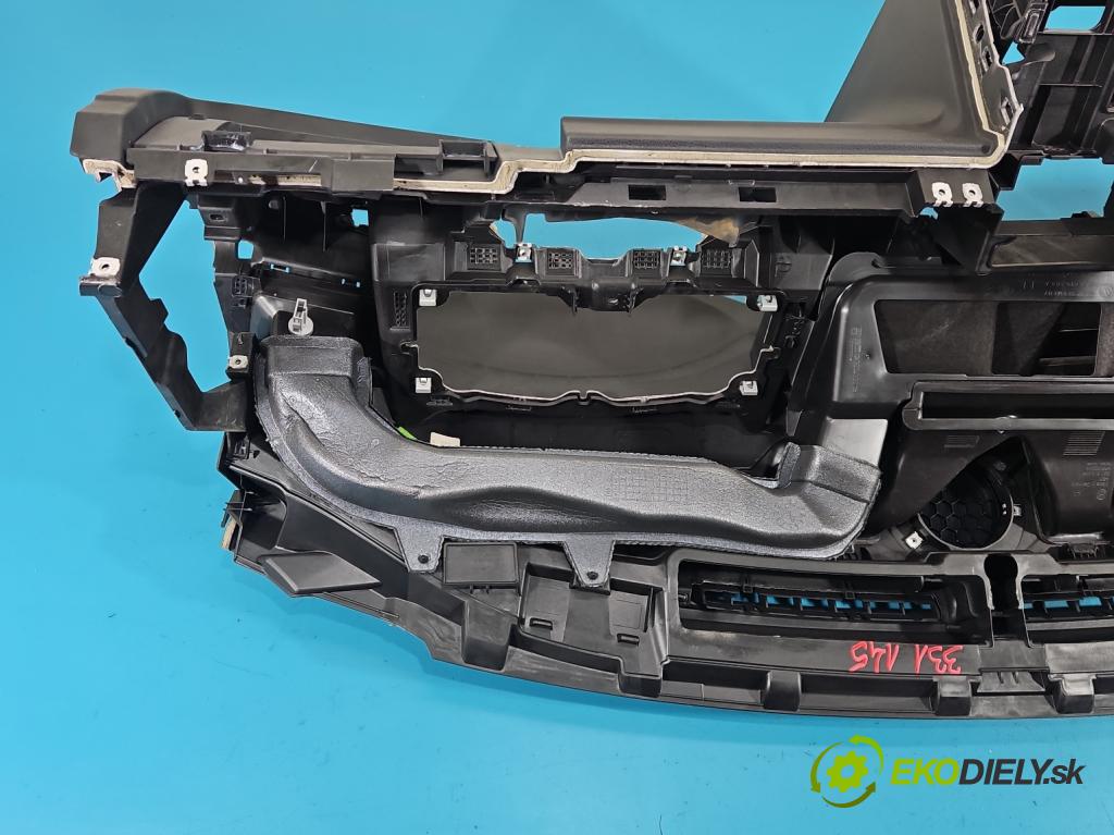 Vw Passat B8 2014 - 2.0 tdi 150 HP automatic 110 kW 1968 cm3 5- kokpit,pristrojová doska rozdeľovacia