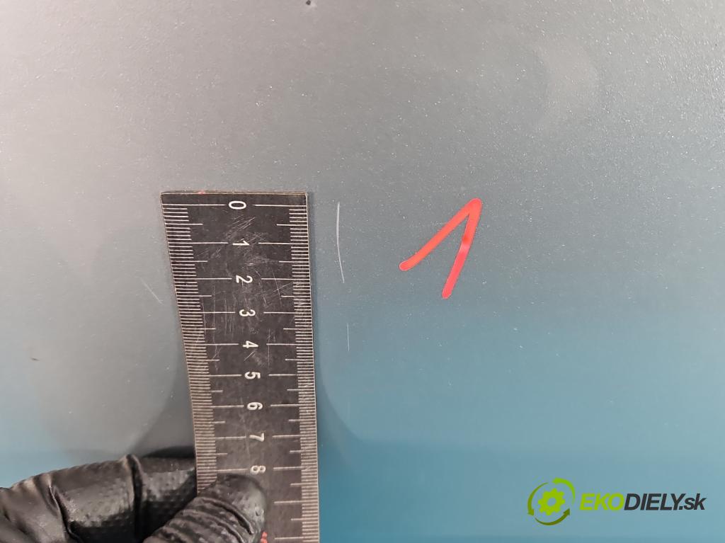 Vw Passat B8 2014 - 2.0 tdi 150 HP automatic 110 kW 1968 cm3 5- dvere zadné pravé  (Kľučka dverí ostatné)