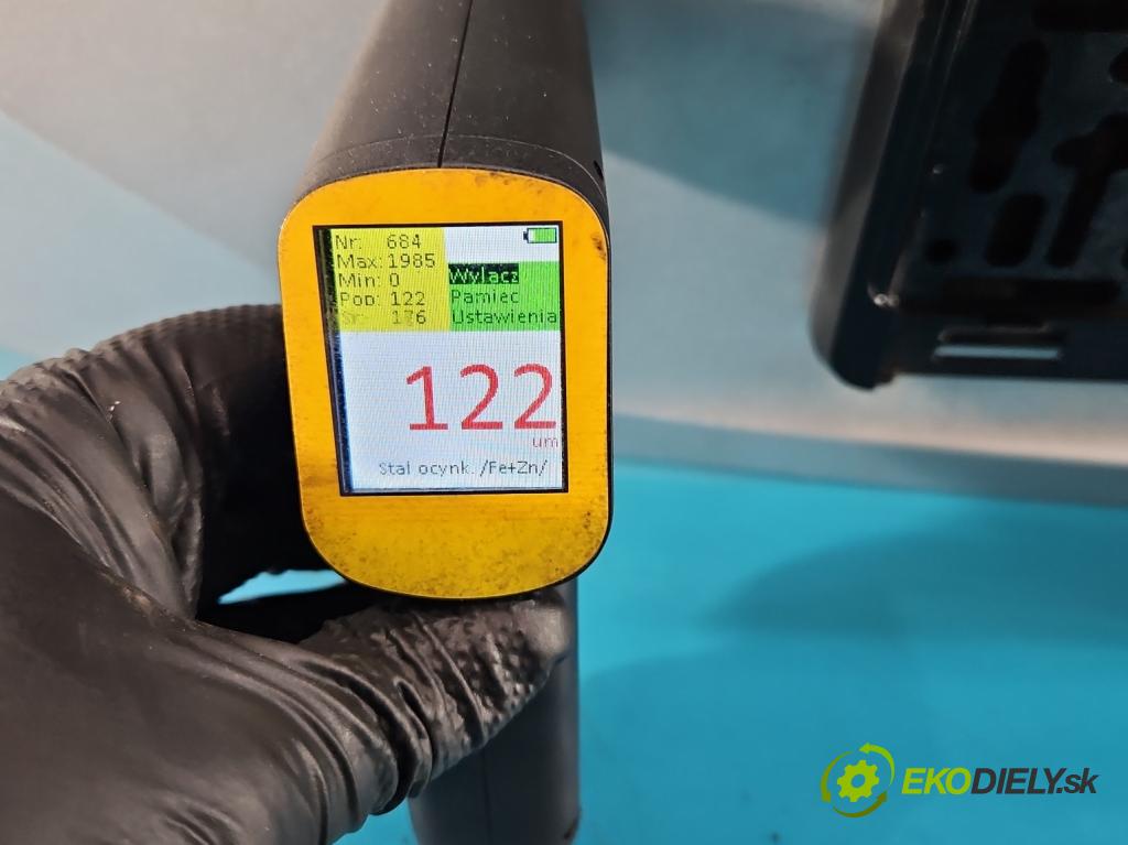 Vw Passat B8 2014 - 2.0 tdi 150 HP automatic 110 kW 1968 cm3 5- zadna kufor  (Kapota zadná (kufor))