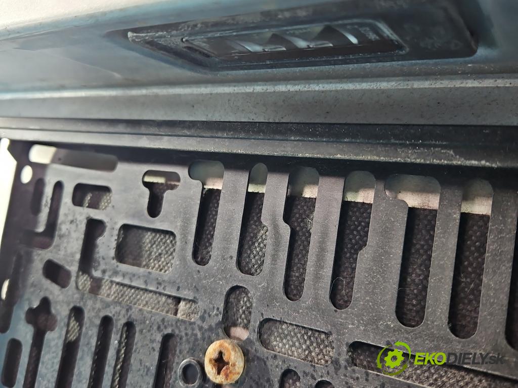 Vw Passat B8 2014 - 2.0 tdi 150 HP automatic 110 kW 1968 cm3 5- zadna kufor  (Kapota zadná (kufor))