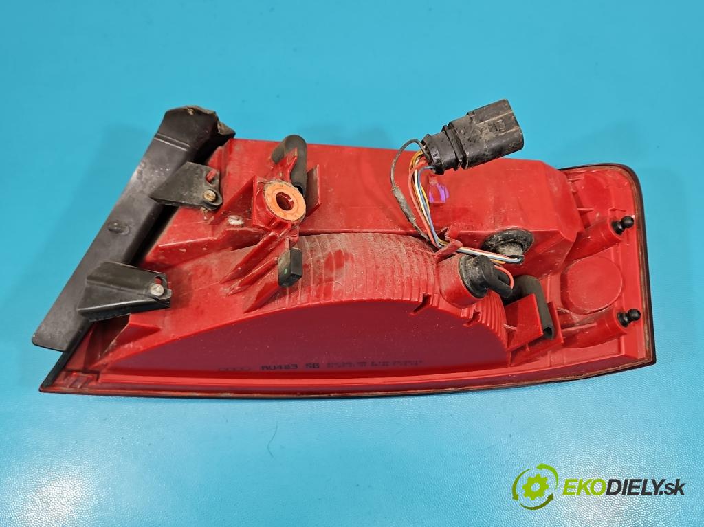 Audi A5 8T 2007-2016 3.0 tdi 239KM automatic 176 kW 2967 cm3 5- svetlo / reflektor zadné ľavé 8T8945095D (Kľučka dverí ostatné)