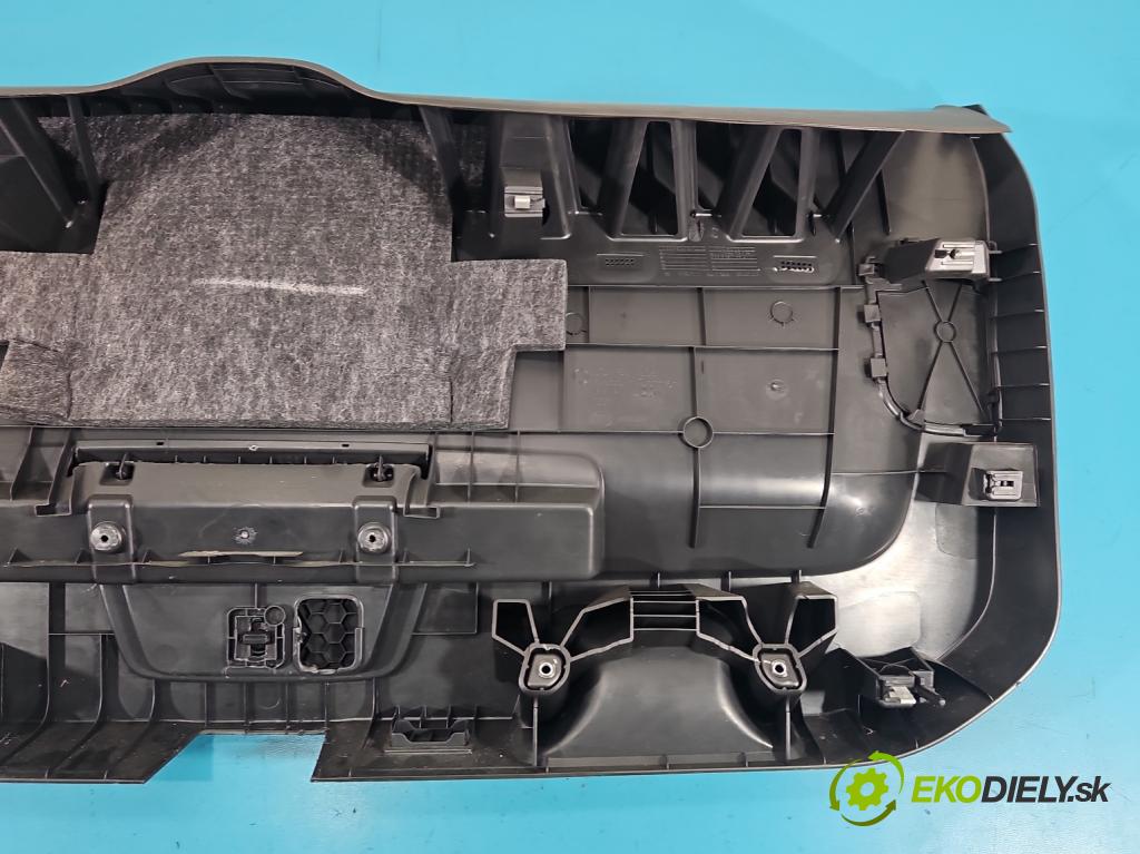 Vw Passat B8 2014 - 2.0 tdi 150 HP automatic 110 kW 1968 cm3 5- Čalounictví: kufrové dvere 3G9867605