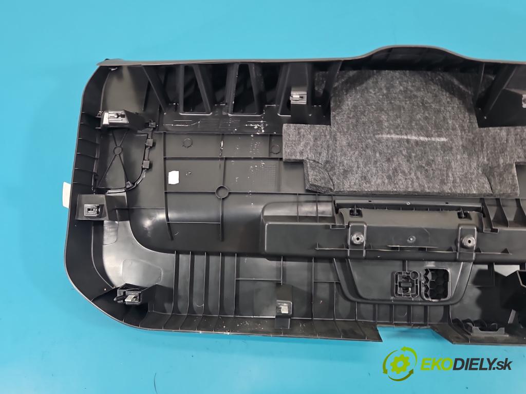 Vw Passat B8 2014 - 2.0 tdi 150 HP automatic 110 kW 1968 cm3 5- Čalounictví: kufrové dvere 3G9867605