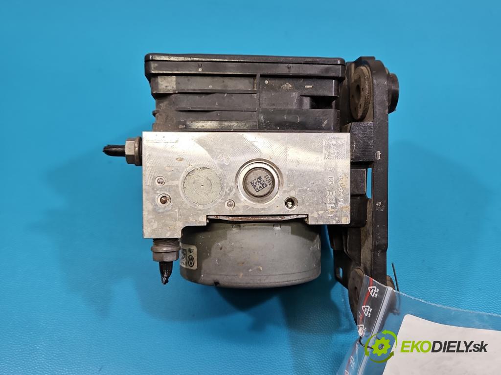 Vw Passat B8 2014 - 2.0 tdi 150 hp automatic 110 kW 1968 cm3 5- čerpadlo abs 3Q0907379AA (Pumpa ABS)