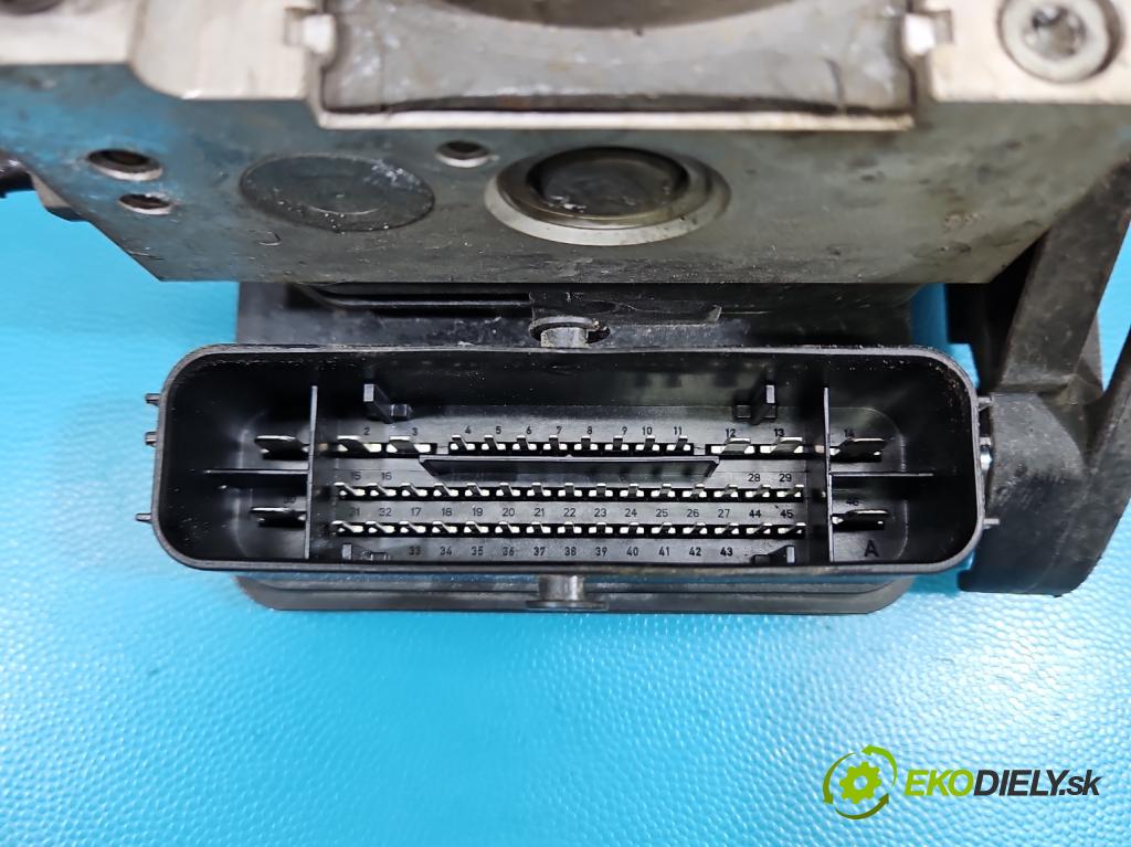 Vw Passat B8 2014 - 2.0 tdi 150 hp automatic 110 kW 1968 cm3 5- čerpadlo abs 3Q0907379AA (Pumpa ABS)