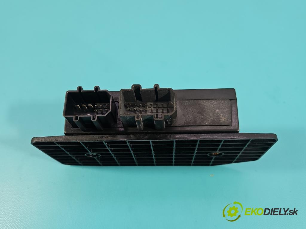 Vw Passat B5 1995-2005 1.9 tdi 131 HP manual 96 kW 1896 cm3 5- riadiaca jednotka komfortu 1C0959799B