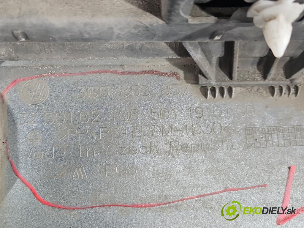 Vw Passat B8 2014 - 2.0 tdi 150 HP automatic 110 kW 1968 cm3 5- lišta práh: ľavé 3G0853857 (Lišta prahová)