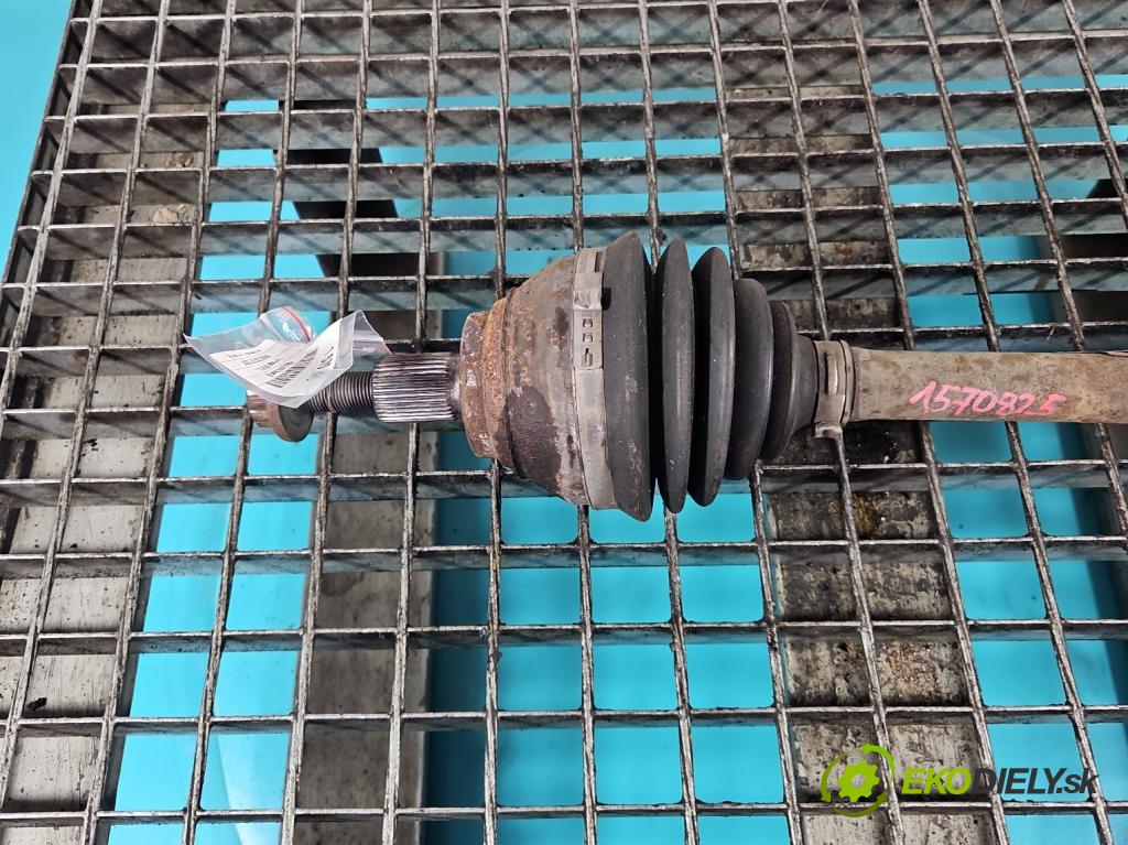 Vw Passat B8 2014 - 2.0 tdi 150 HP automatic 110 kW 1968 cm3 5- poloos predné ľavé