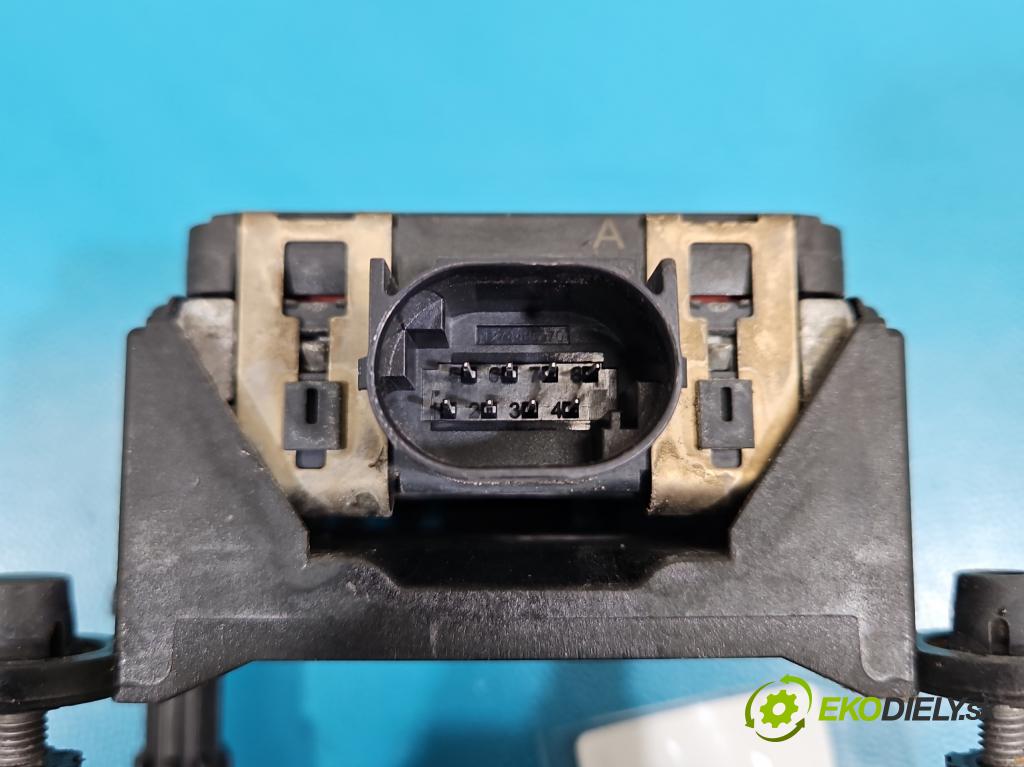 Vw Passat B8 2014 - 2.0 tdi 150 HP automatic 110 kW 1968 cm3 5- riadiaca jednotka ostatné 3Q0907561C