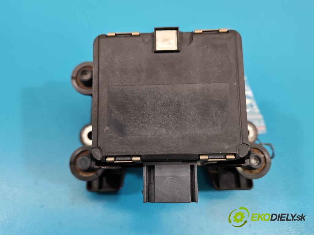 Vw Passat B8 2014 - 2.0 tdi 150 HP automatic 110 kW 1968 cm3 5- riadiaca jednotka ostatné 3Q0907561C