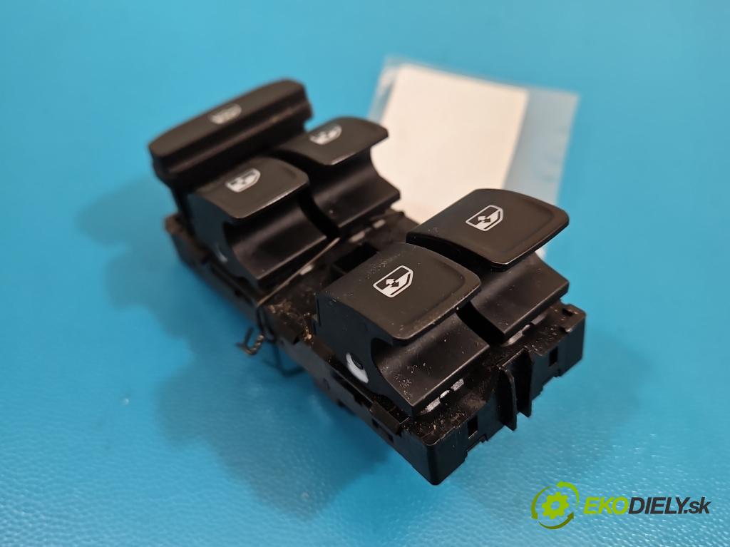 Vw Passat B8 2014 - 2.0 tdi 150 hp automatic 110 kW 1968 cm3 5- Přepínač oken zpětných zrcátek 5G0959857D