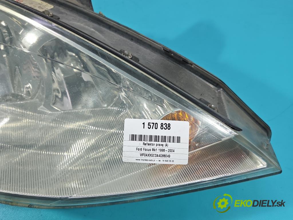 Ford Focus Mk1 1998-2004 1.6 16V 101 HP manual 74 kW 1596 cm3 5- Reflektor: pravý 2M51-13W029-BE (Svetlo predné pravé)
