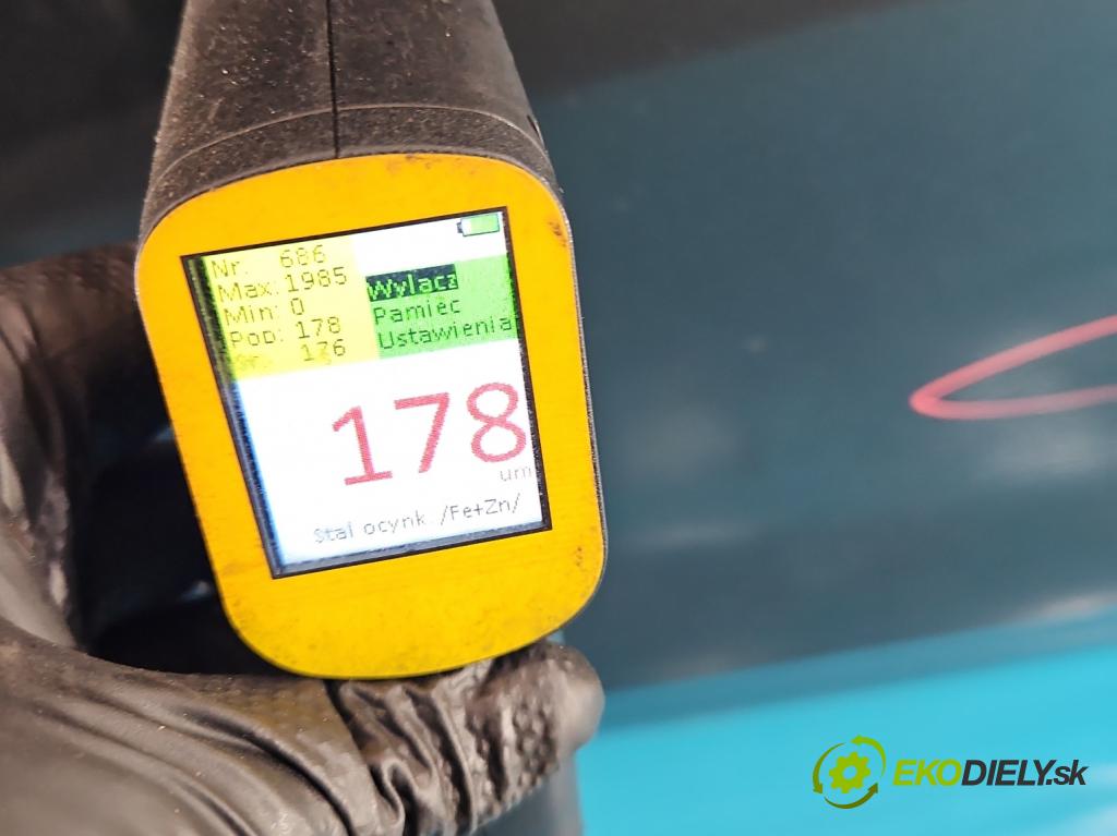 Audi A4 B9 2015-2024 2.0 TDI 190 hp automatic 140 kW 1968 cm3 5- dveře přední pravé  (Klika dveří ostatní)