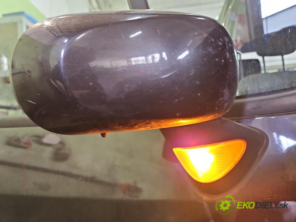 Renault Modus 1.6 16V 88 HP manual 65 kW 1598 cm3 5- zrkadlo pravé  (Kľučka dverí ostatné)