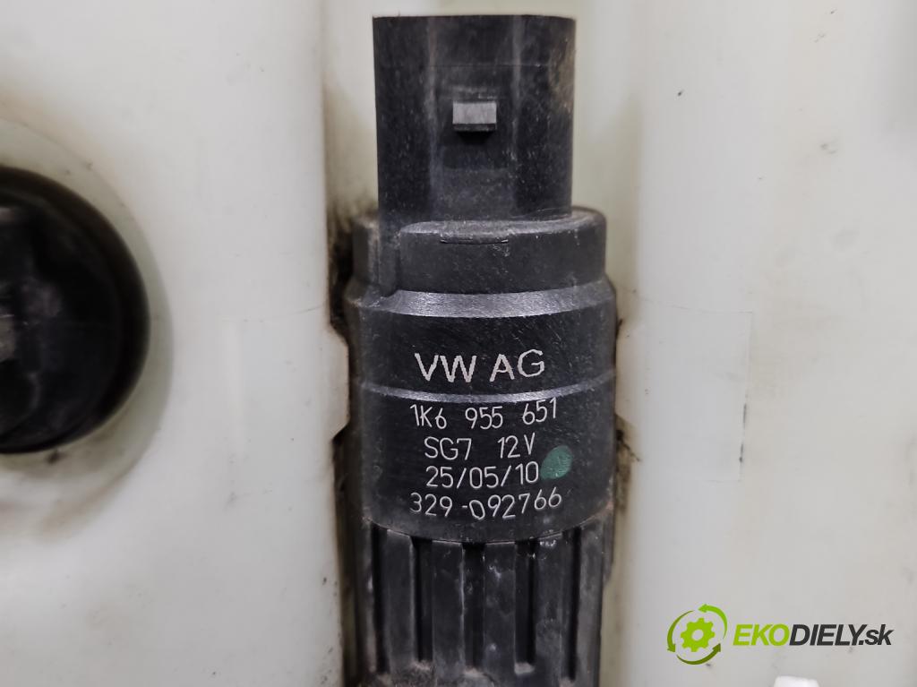 Vw Scirocco II 2008-2017 1.4 TSI 160 HP manual 118 kW 1390 cm3 3- nádržka tekutina: ostrekovačov 1K0955453S