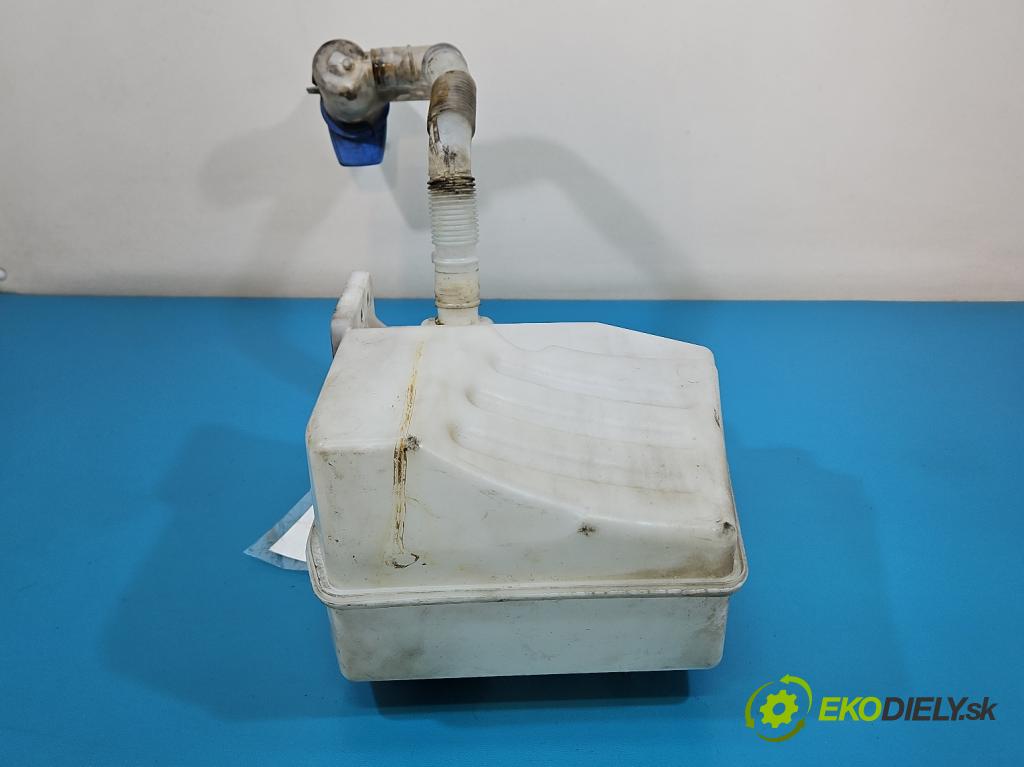 Vw Scirocco II 2008-2017 1.4 TSI 160 HP manual 118 kW 1390 cm3 3- nádržka tekutina: ostrekovačov 1K0955453S