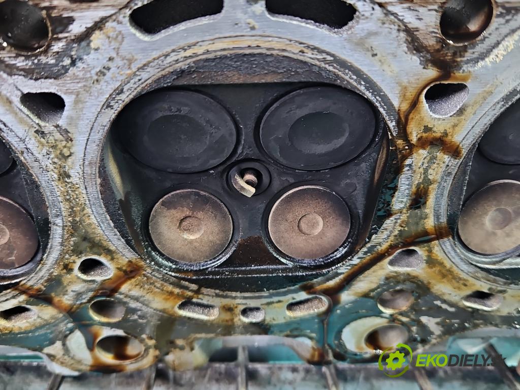 Suzuki SX4 I 2006-2014 1.6 16V M16A 107 HP manual 79 kW 1586 cm3 5- Hlava: motora M16A