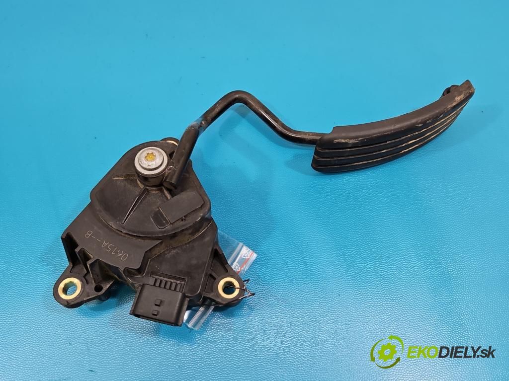 Renault Modus 1.6 16V 88 HP manual 65 kW 1598 cm3 5- pedal plyn potenciometr: 8200139319