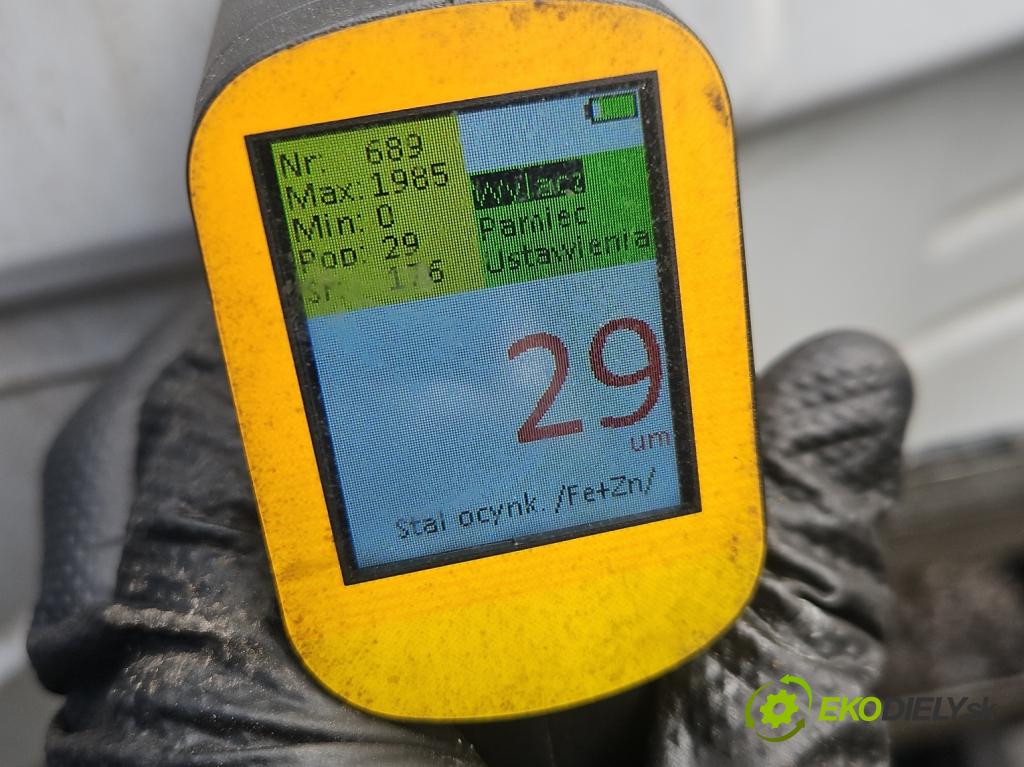 Citroen C3 III 2016-2024 1.2 12V 110 HP manual 81 kW 1199 cm3 5- pas zadní: