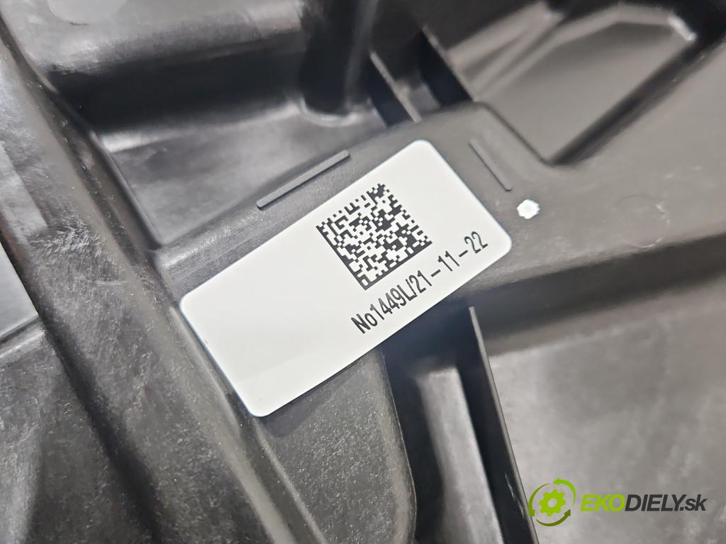 Bmw iX1 U11 0.0 elektrický: 272 HP automatic 200 kW 1 cm3 5- mechanizmus okna predné ľavý 5A1D875-06