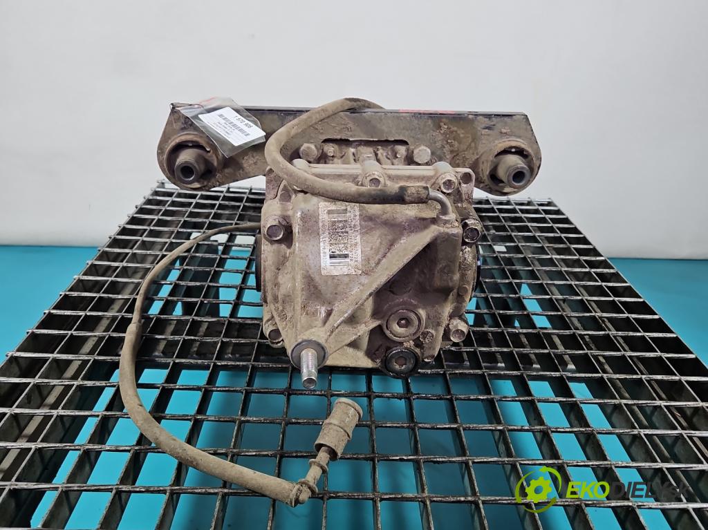 Dacia Duster III 24- 1.2 131 HP manual 96 kW 1199 cm3 5- Most: zadní: 383007672R