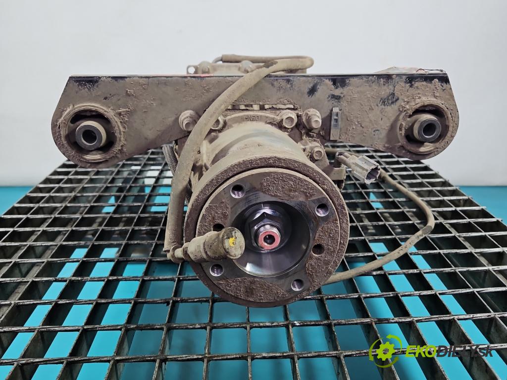 Dacia Duster III 24- 1.2 131 HP manual 96 kW 1199 cm3 5- Most: zadní: 383007672R