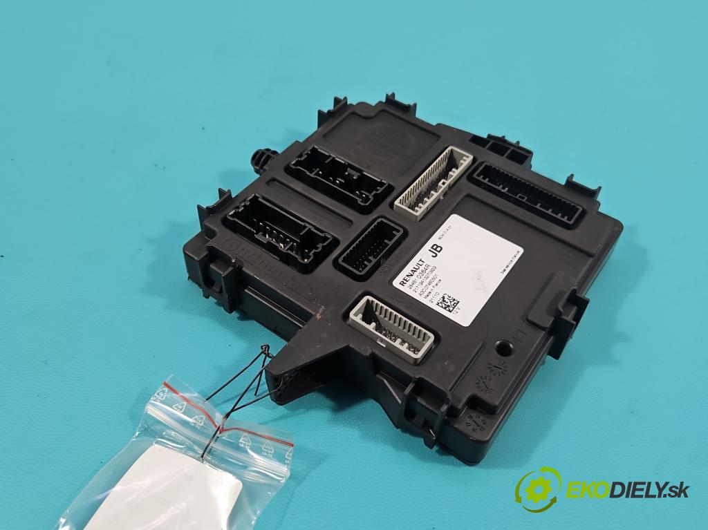 Renault Clio V 2019- 1.0 91KM automatic 67 kW 999 cm3 5- řídící jednotka 284B10364R