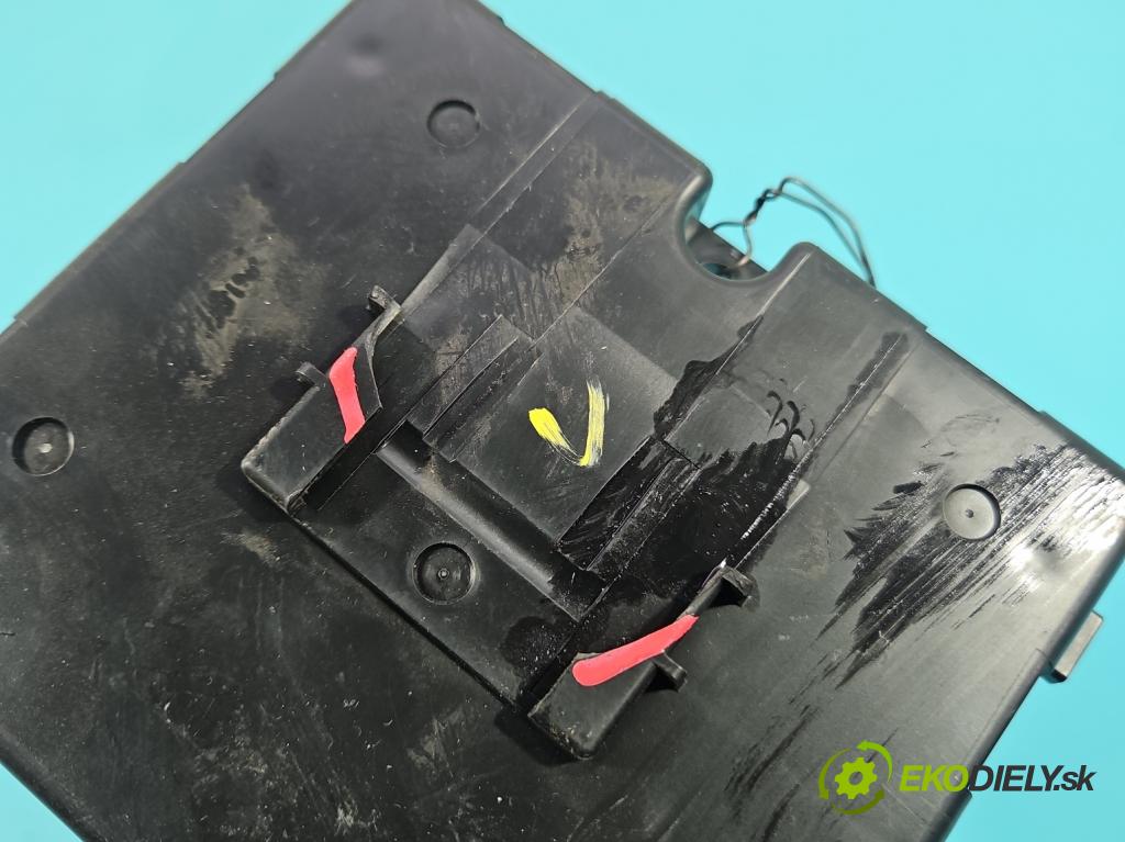 Renault Clio V 2019- 1.0 91KM automatic 67 kW 999 cm3 5- řídící jednotka 285253778R