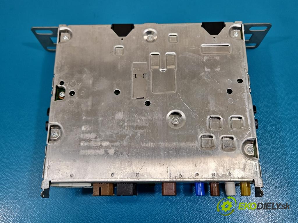 Renault Clio V 2019- 1.0 91 KM automatic 67 kW 999 cm3 5- Radio originál 259152678R