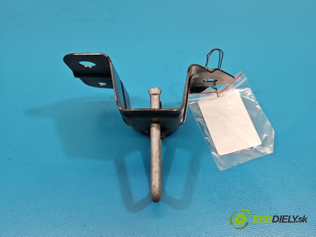 Bmw iX1 U11 0.0 elektrický: 272 HP automatic 200 kW 1 cm3 5- zámok kapoty 139896-10