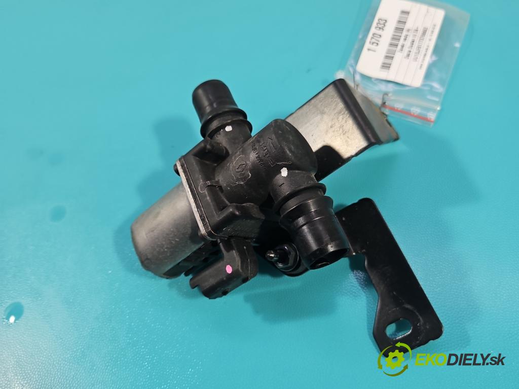 Dacia Duster III 24- 1.2 131 HP manual 96 kW 1199 cm3 5- ventil voda: 212302108R