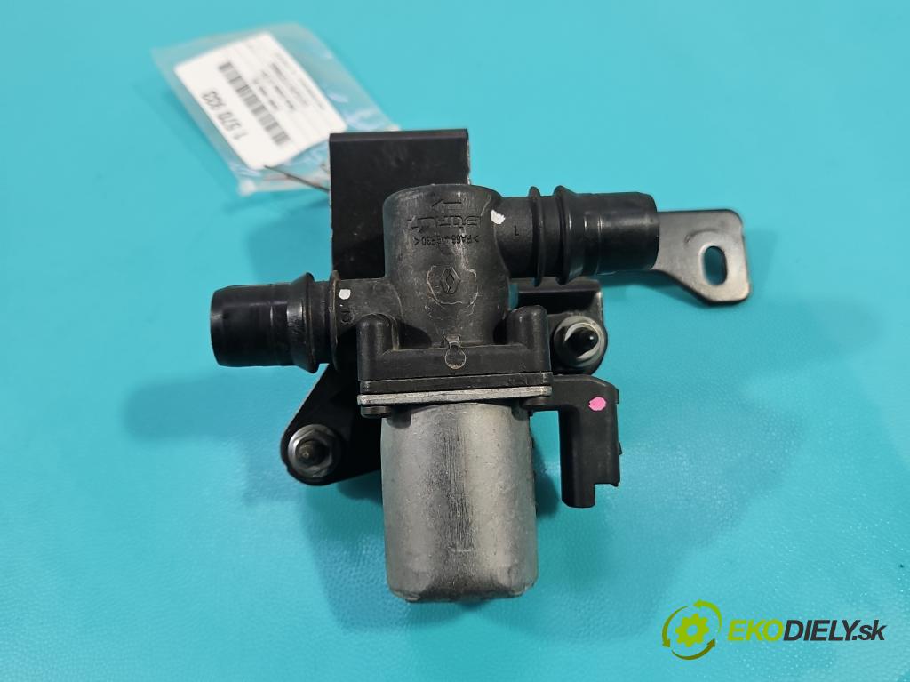 Dacia Duster III 24- 1.2 131 HP manual 96 kW 1199 cm3 5- ventil voda: 212302108R