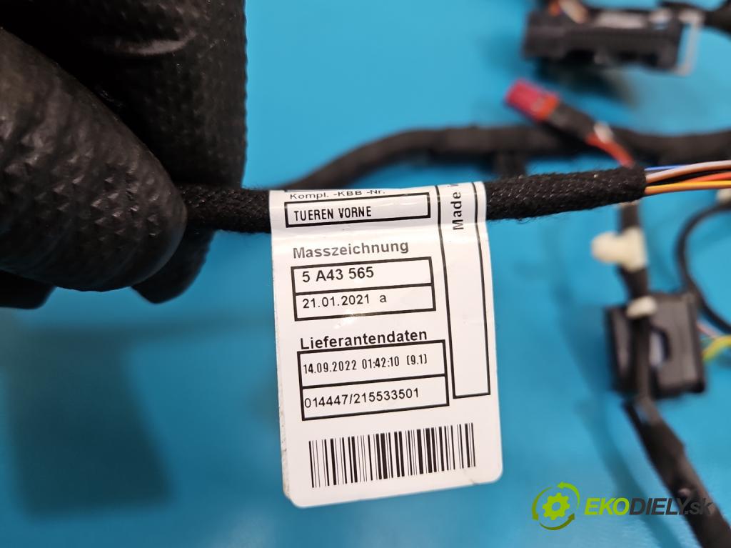 Bmw iX1 U11 0.0 elektrický: 272 hp automatic 200 kW 1 cm3 5- Balíček: dveře přední vlevo 9221028