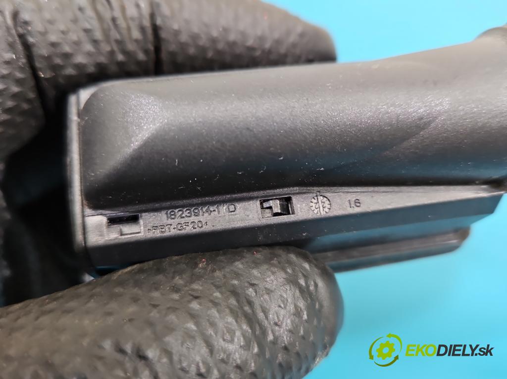 Bmw iX1 U11 0.0 elektrický: 272 HP automatic 200 kW 1 cm3 5- Zväzok: dvere zadné pravých 5A52C30