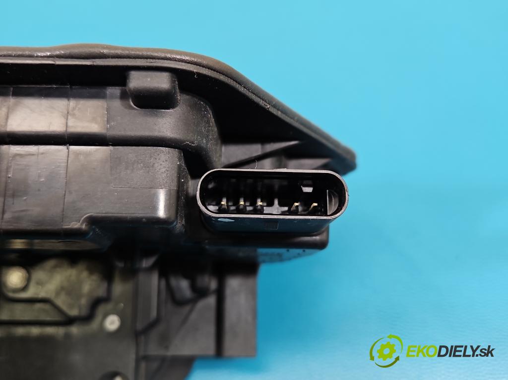 Bmw iX1 U11 0.0 elektrický: 272 HP automatic 200 kW 1 cm3 5- zámok predné ľavý 7445041-13