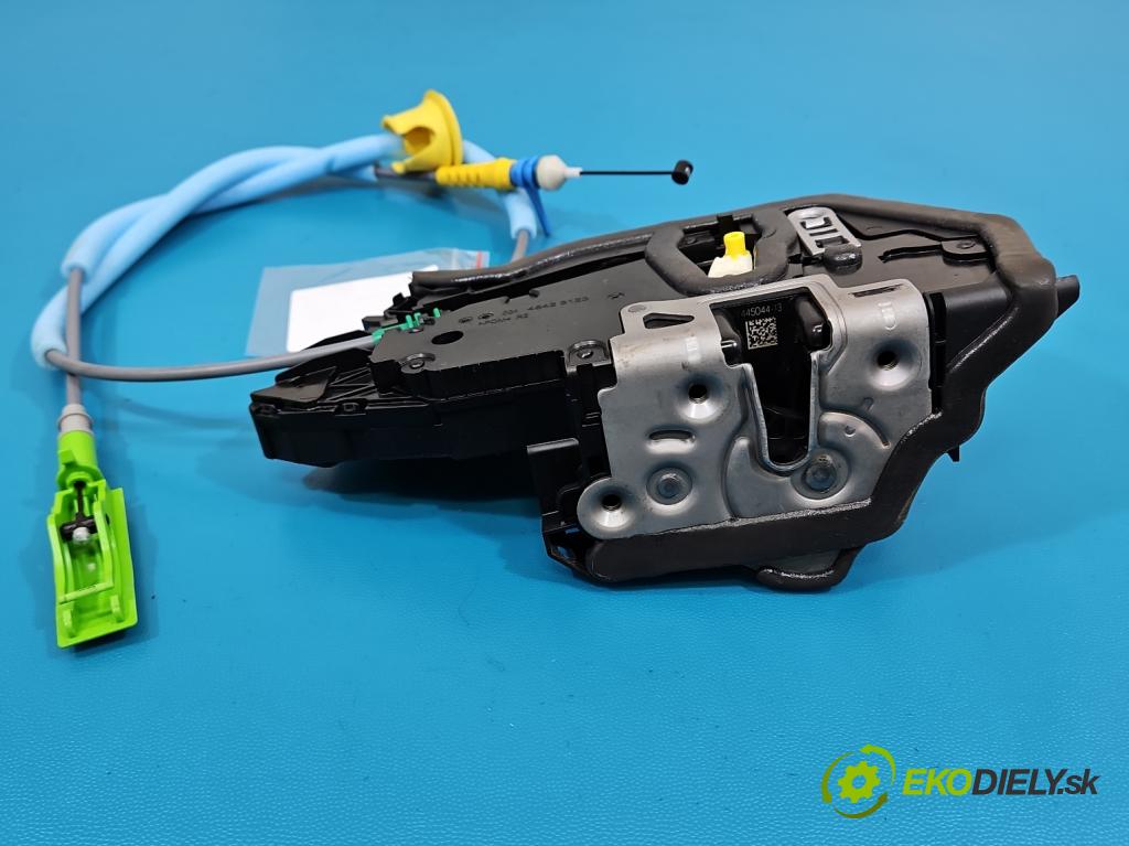 Bmw iX1 U11 0.0 elektrický: 272 HP automatic 200 kW 1 cm3 5- zámok predné pravý 7445044