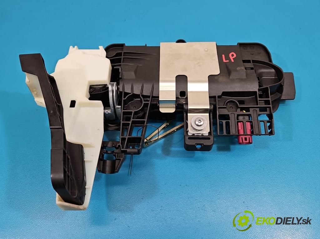 Bmw iX1 U11 0.0 elektrický: 272 HP automatic 200 kW 1 cm3 5- rukoväť predné ľavé mimo: 5A68ED5 (Kľučka dverí vonkajšia predná ľavá)