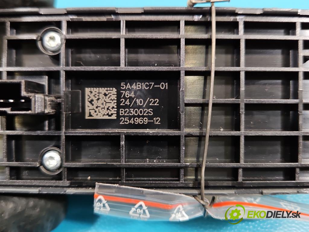 Bmw iX1 U11 0.0 elektrický: 272 hp automatic 200 kW 1 cm3 5- Přepínač oken zpětných zrcátek 9423239