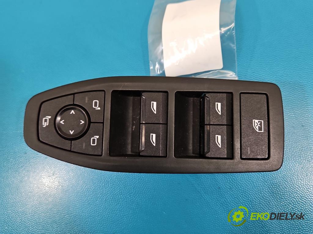 Bmw iX1 U11 0.0 elektrický: 272 hp automatic 200 kW 1 cm3 5- Přepínač oken zpětných zrcátek 9423239